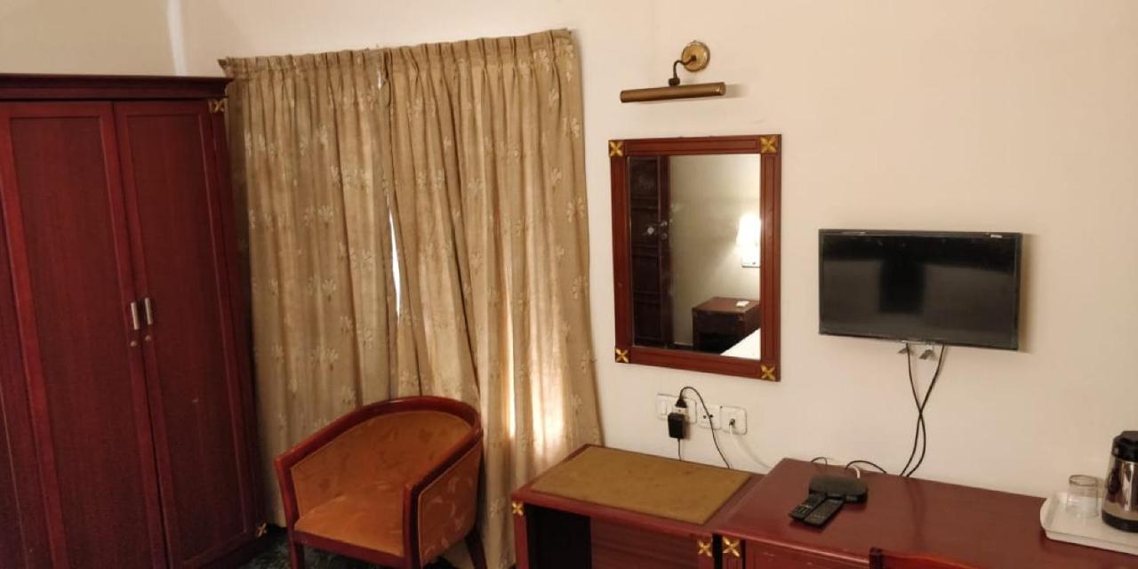 Апартаменты Karthika Residency Коччи Экстерьер фото